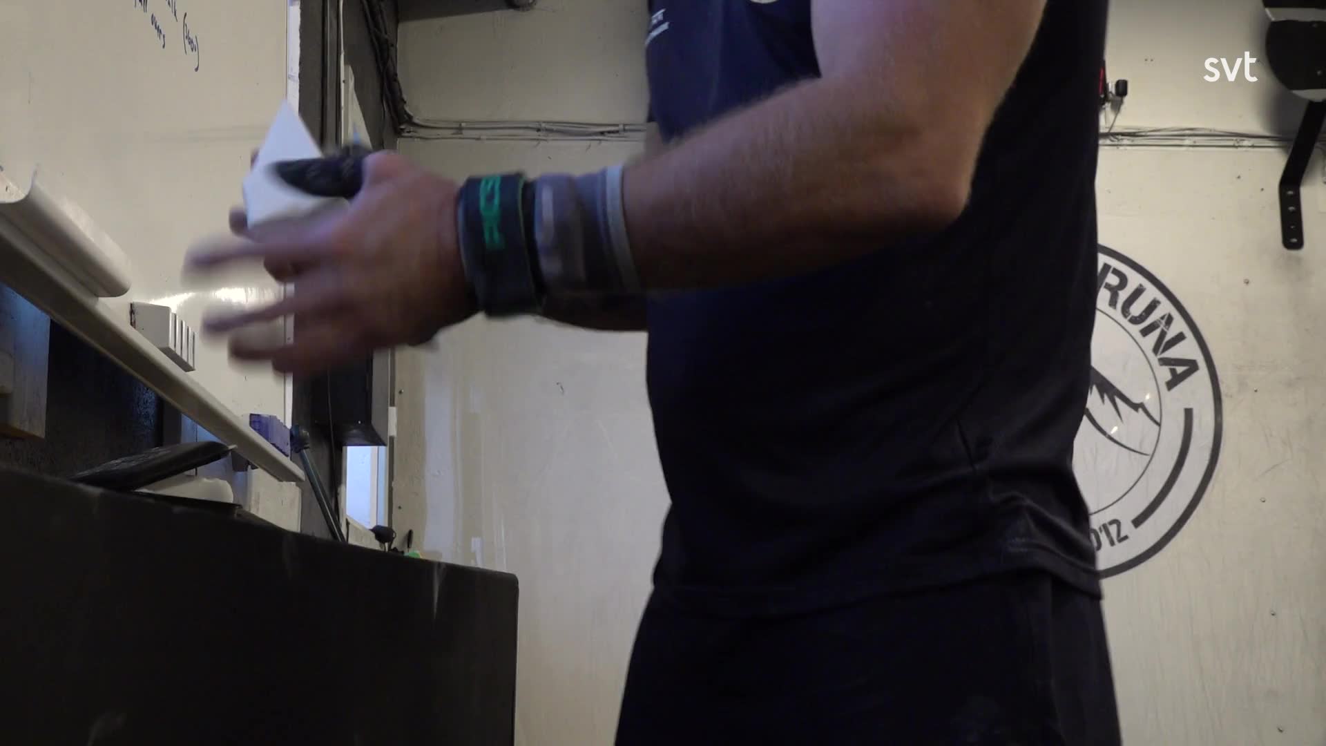 Dennis ska försvara VM-guldet i fitness